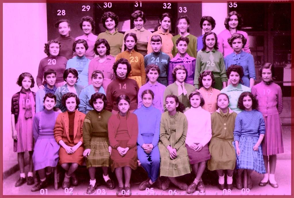 ECOLE SAINT ANDRE FILLES 1955 FIN D ETUDES MME BENSOUSSAN.jpg